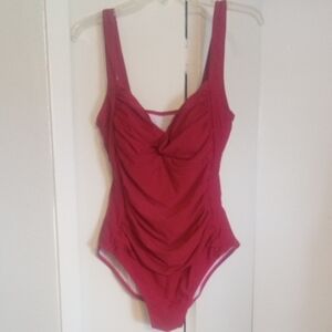 Elegant Red Women's Swimsuit